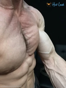 5839198