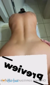 3256055