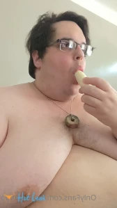 3256865