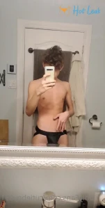 3273673
