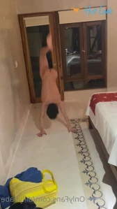 3283812