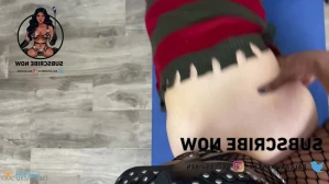 3283943