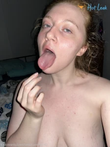 5910922