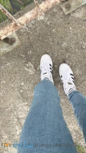 3284885