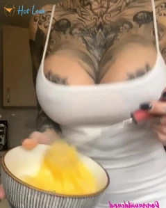 3295974