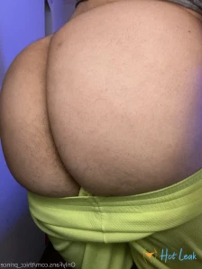 3216585