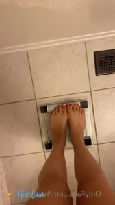 8955700