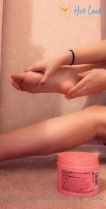 10633561