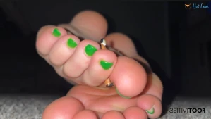 9342929