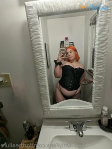 6828101