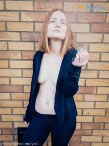 5863617