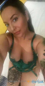 3183263