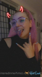 5893667