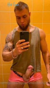 3373690