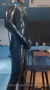 3418049