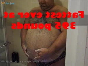 4897728