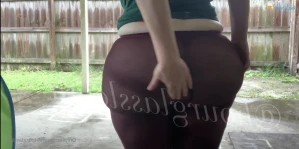 4898446