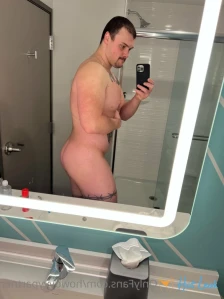 3251992