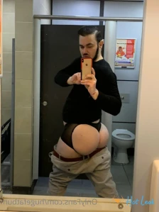 3299982