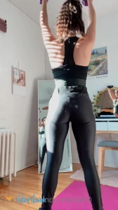 1379427