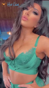 8946231