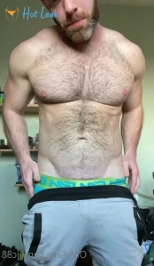 4903093