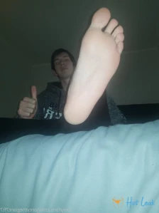 3318665