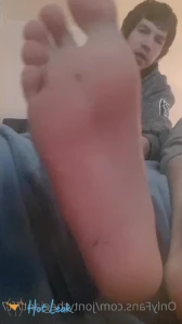 3851157