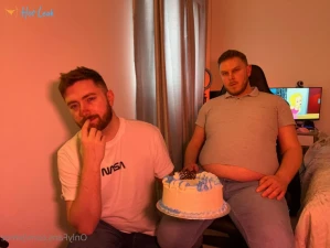 3297181