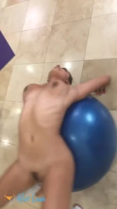 1381099