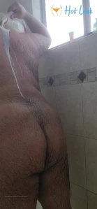 3889588