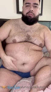 3889649