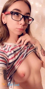3183498