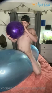 3951822