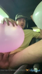 3952223