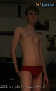 9528131