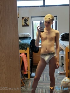 9528327