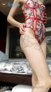 3972550