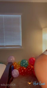 3974589