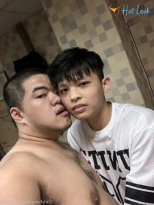 3261678