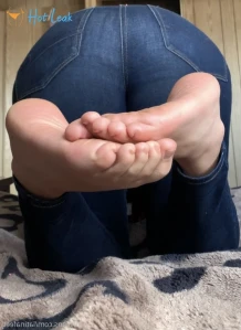 3185227