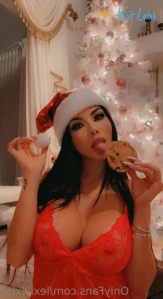 9792704