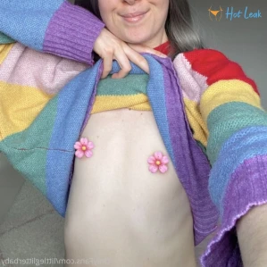3157427