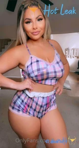 11837557