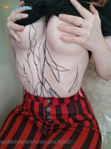 3028103