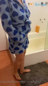 4198702