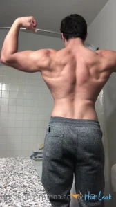 4910519