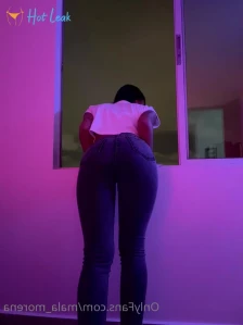 4910757