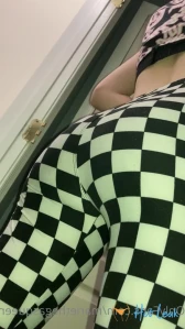 4232748