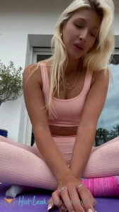 8896581